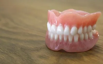 3 tipos de prótesis dental